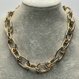 Gold Tone Chunky Oval Link Chain Curb Link Statement Timeless Classic Fashion